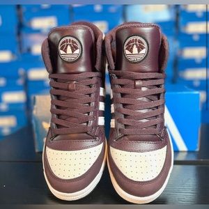 Men’s adidas TOP TEN RB SHOES Size 9